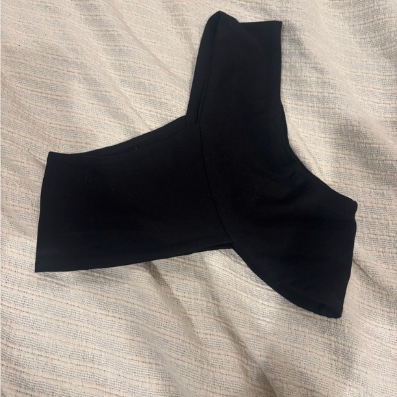 Edikted Black One-Shoulder Top - Picture 2 of 4